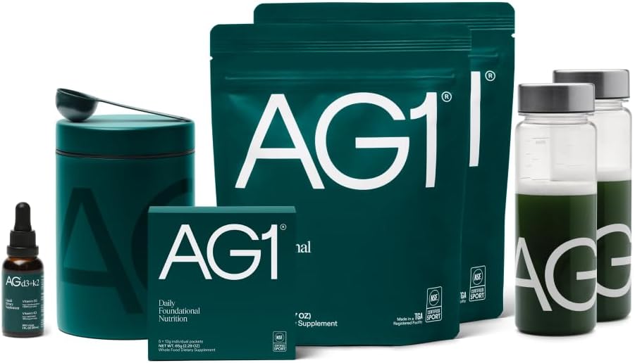 AG1 Greens Powder Supplement ← Mejorar la salud Gut ← Multivitamin, Probiotic, Gluten Free, Vegan y Keto Friendly ← 75 Vitaminas (Athletic Greens) - Kit de valor familiar, Fórmula clásica