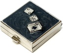 9339 Square Small Pill Box Organizador Black Silver Casino Cuentos & Tarjetas Container de bolsillo de carga para mujer Medicina diaria portable Vitamina Caja Suplemento de medicamentos Mini Almacenamiento
